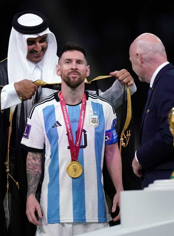 FIFA Lionel Messi World Cup Arab Robe